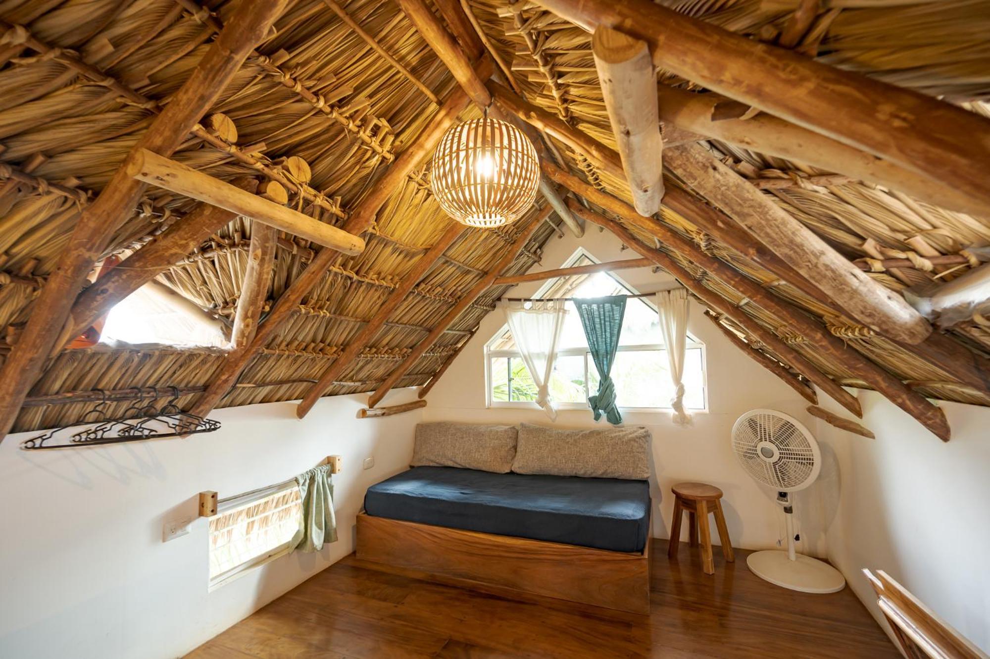 Guest house Twoten° Surf Popoyo