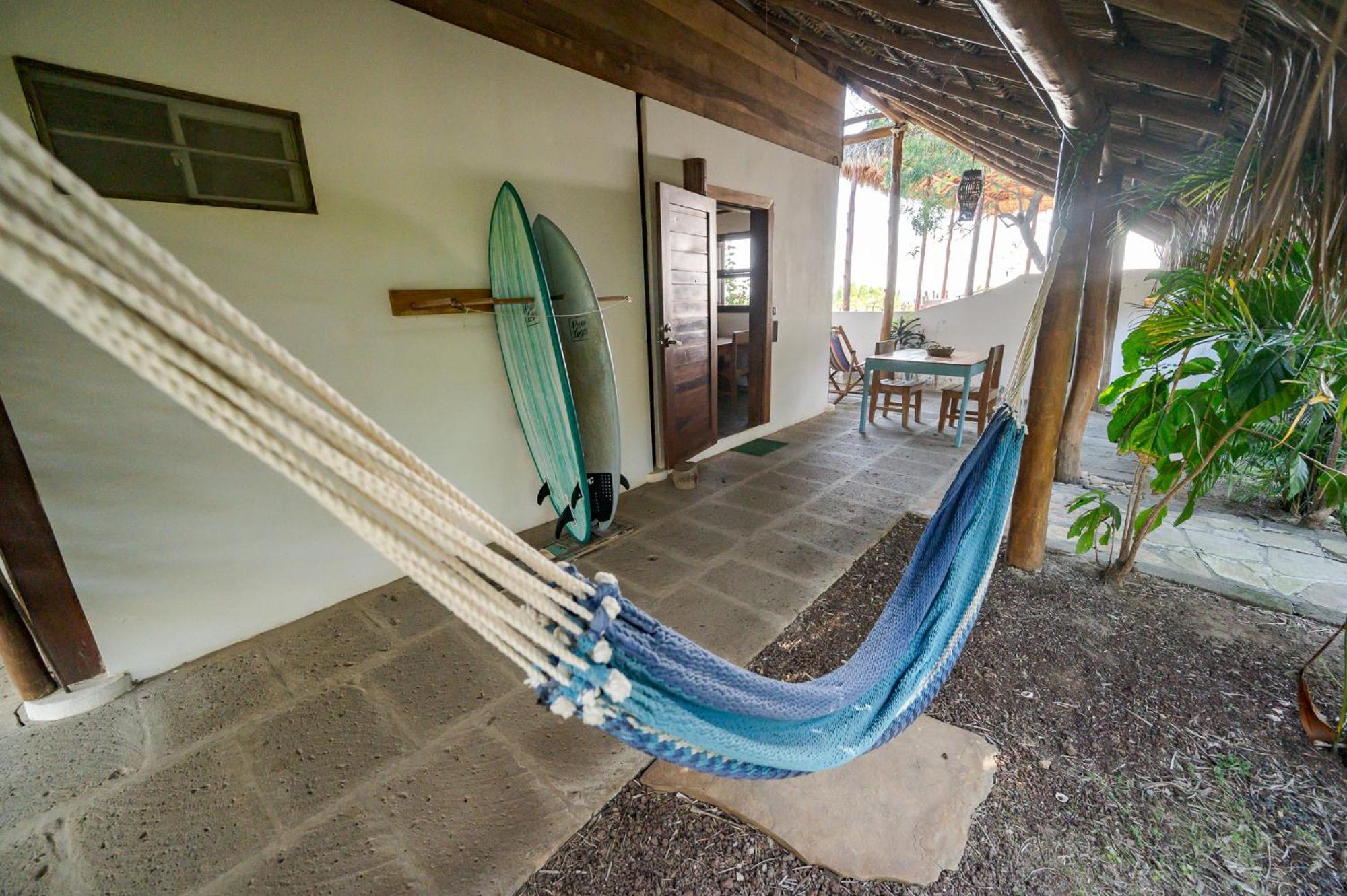 Guest house Twoten° Surf 2*